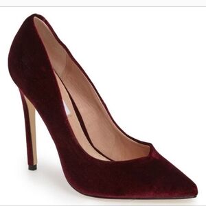 Steve Madden Velvet Pumps
